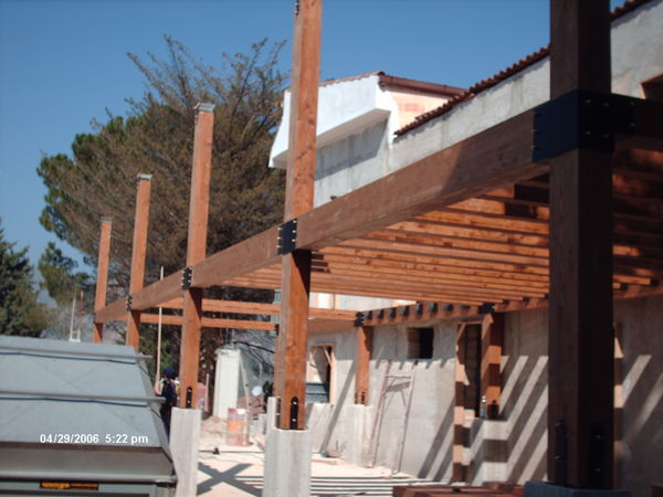 STRUTTURE CON TRAVI LAMELLARI CORSO LEGNAMI SRL LAMELLARE