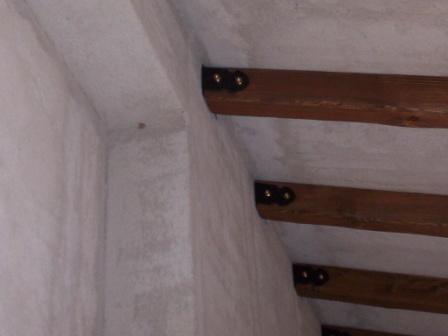 TRAVI IN LEGNO MASSELLO O LAMELLARI A SOFFITTO  CORSO LEGNAMI SRL TRAVI