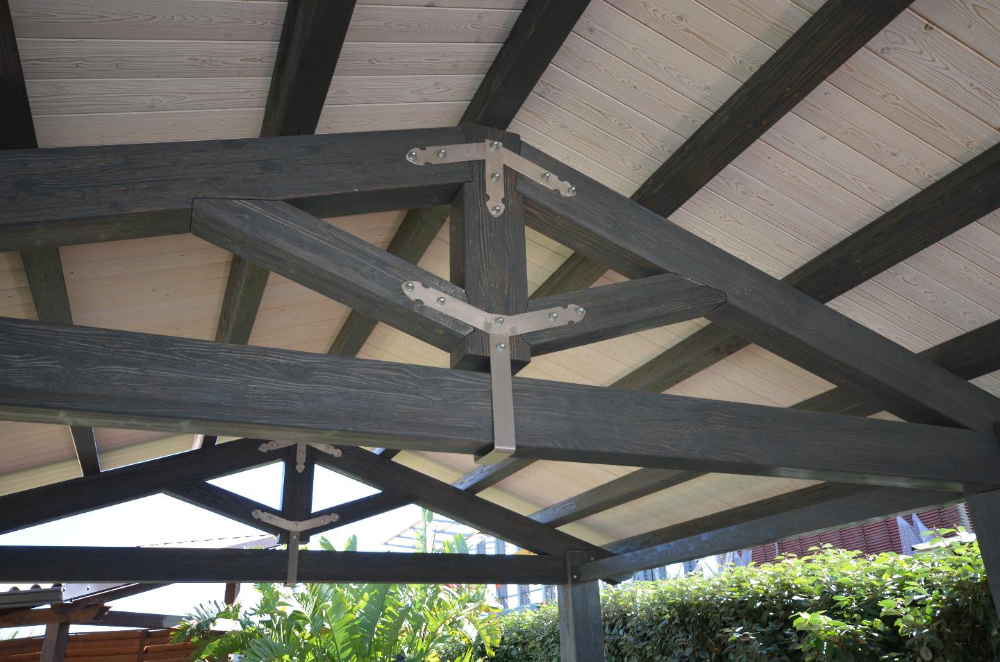 VERANDE, TETTI, COPERTURE, STRUTTURE, SOLAI, SOPPALCHI, TETTOIE, PAVIMENTI LIGNEE CORSO LEGNAMI SRL .