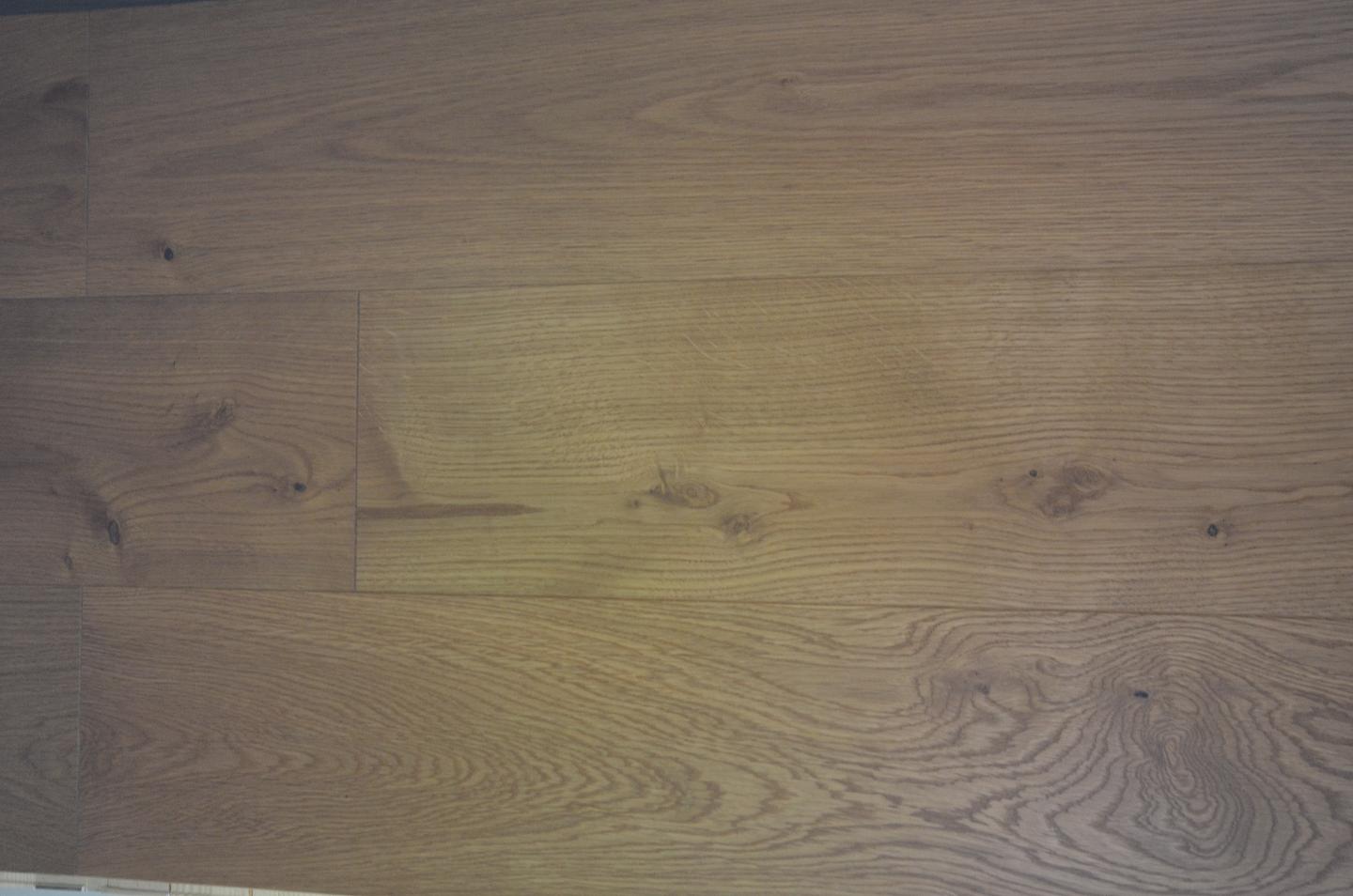 PARQUET PREFINITO TRE STRATI E MASSELLO DI QUALSIASI ESSENZA. CORSO LEGNAMI SRL PARQUET