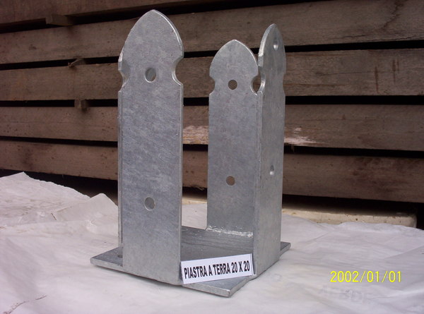 SUPPORTI IN METALLO PER STRUTTURE IN LEGNO CARPENTERIA TETTI  VERANDE SOPPALCHI SOLAI IN LEGNO CORSO LEGNAMI SRL TOOLS