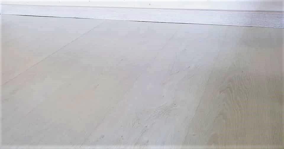 PAVIMENTI IN LAMINATO HDF  DI QUALITIA AC4/AC3  IN DIVERSE COLORI A PARTIRE DI EURO 7.50+IVA CORSO LEGNAMI SRL MANITOBA
