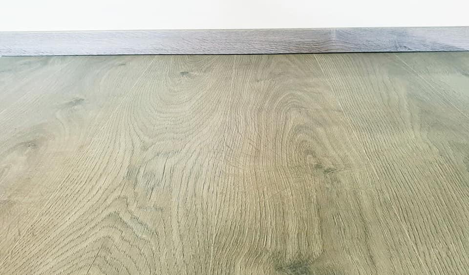 PAVIMENTI IN LAMINATO HDF  DI QUALITIA AC4/AC3  IN DIVERSE COLORI A PARTIRE DI EURO 7.50+IVA CORSO LEGNAMI SRL MANITOBA