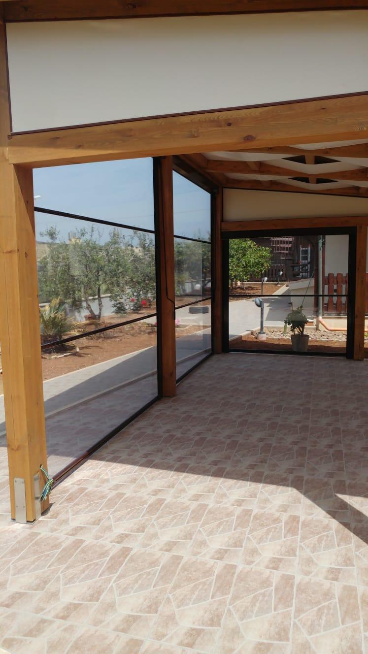 PERGOLATO IN LEGNO LAMELLARE CON DOGHE INCLINATE CORSO LEGNAMI SRL PERGOLATO