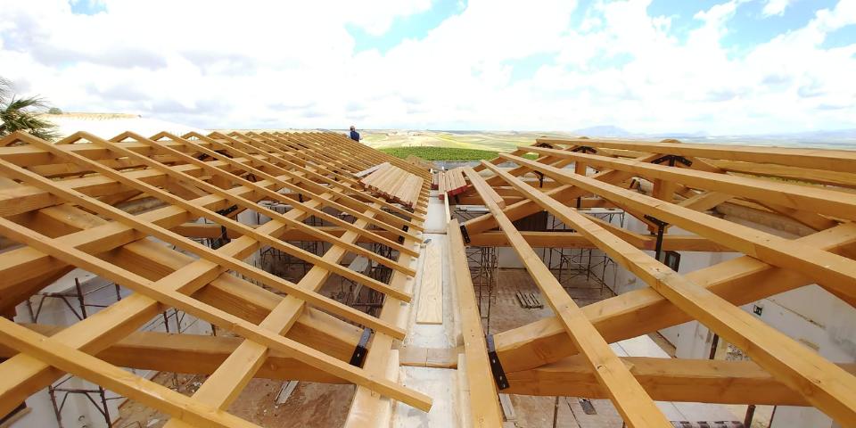 COPERTURE IN LEGNO CORSO LEGNAMI SRL COPERTURE