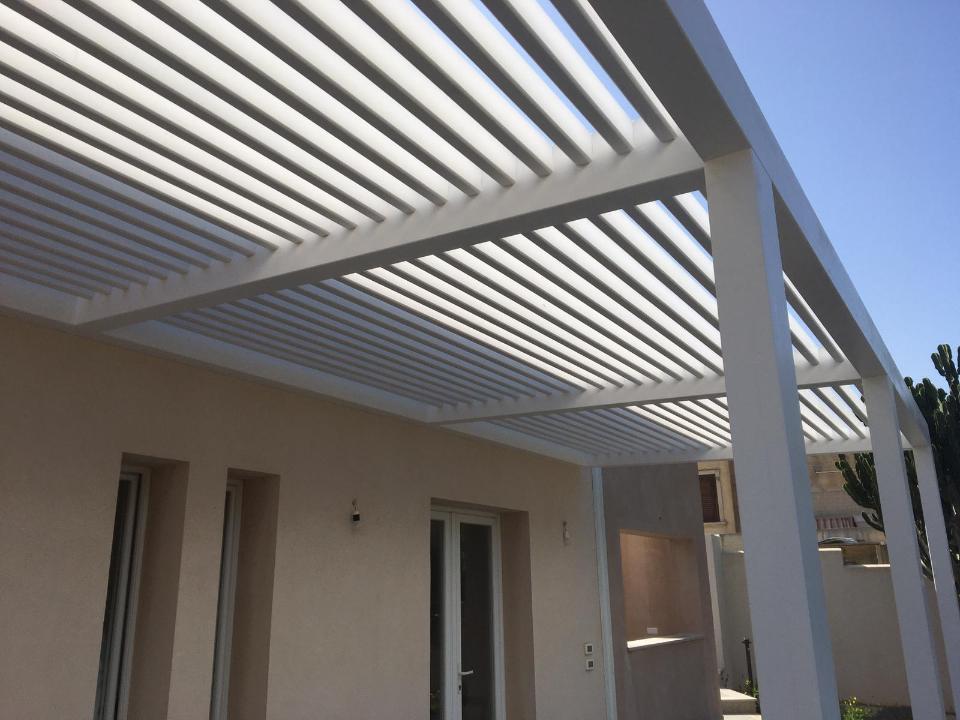 VERANDE CON TRAVI LAMELLARI CORSO LEGNAMI SRL TRAVI LAMELLARI
