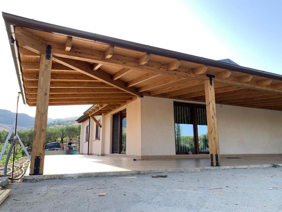 VERANDE CON TRAVI LAMELLARI CORSO LEGNAMI SRL TRAVI LAMELLARI