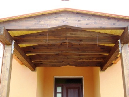 PORTICATO CON TRAVI LAMELLARI CORSO LEGNAMI SRL TRAVI LAMELLARI
