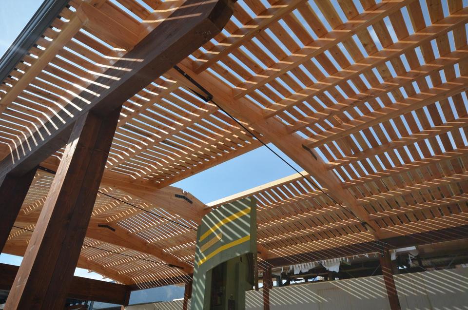 GAZEBI IN LEGNO CON TRAVI LAMELLARI O TRAVATURA IN MASSELLO CORSO LEGNAMI SRL GAZZEBO