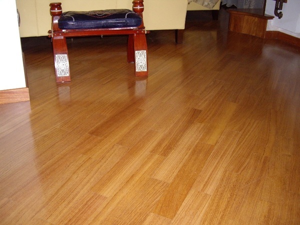 PARQUET IN MASSELLO DOUSSIE, ROVERE, IROKO, PERO, TEAK, CASTAGNO CORSO LEGNAMI SRL PARQUET