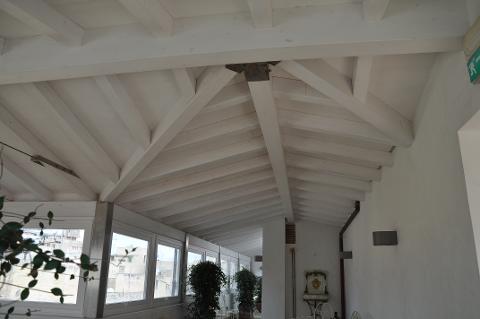 TETTI CON CAPRIATE PER USO  COMMERCIALE CORSO LEGNAMI SRL LAMELLARE