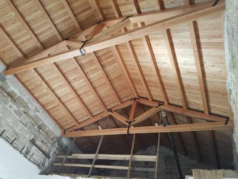 TRAVATURE SPIGOLATE IN LEGNO MASSELLO DI DUGLASIA CERTIFICATI
