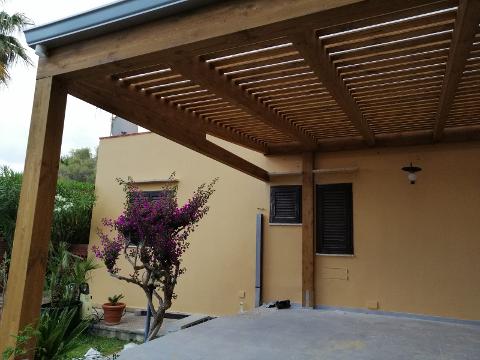 VERANDE CON TRAVI LAMELLARI CORSO LEGNAMI SRL TRAVI LAMELLARI