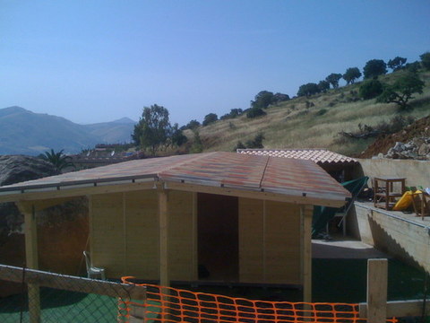 CASETTA IN LEGNO CON VERANDA CORSO LEGNAMI SRL CONFORT