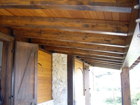 TETTOIE CON TRAVI LAMELLARI CORSO LEGNAMI SRL LAMELLARE
