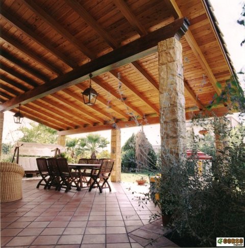 TETTOIE CON TRAVI IN LEGNO MASSELLO CORSO LEGNAMI SRL TETTOIA