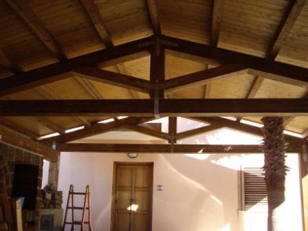 CAPRIATE IN LAMELLARE DI ABETE, PINO ,LARICE  O CON LEGNO MASSELLO CORSO LEGNAMI SRL Capriata