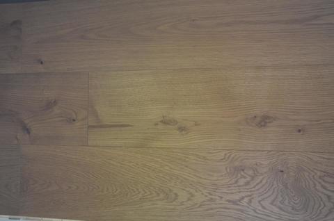 PARQUET PREFINITO TRE STRATI E MASSELLO DI QUALSIASI ESSENZA. CORSO LEGNAMI SRL PARQUET