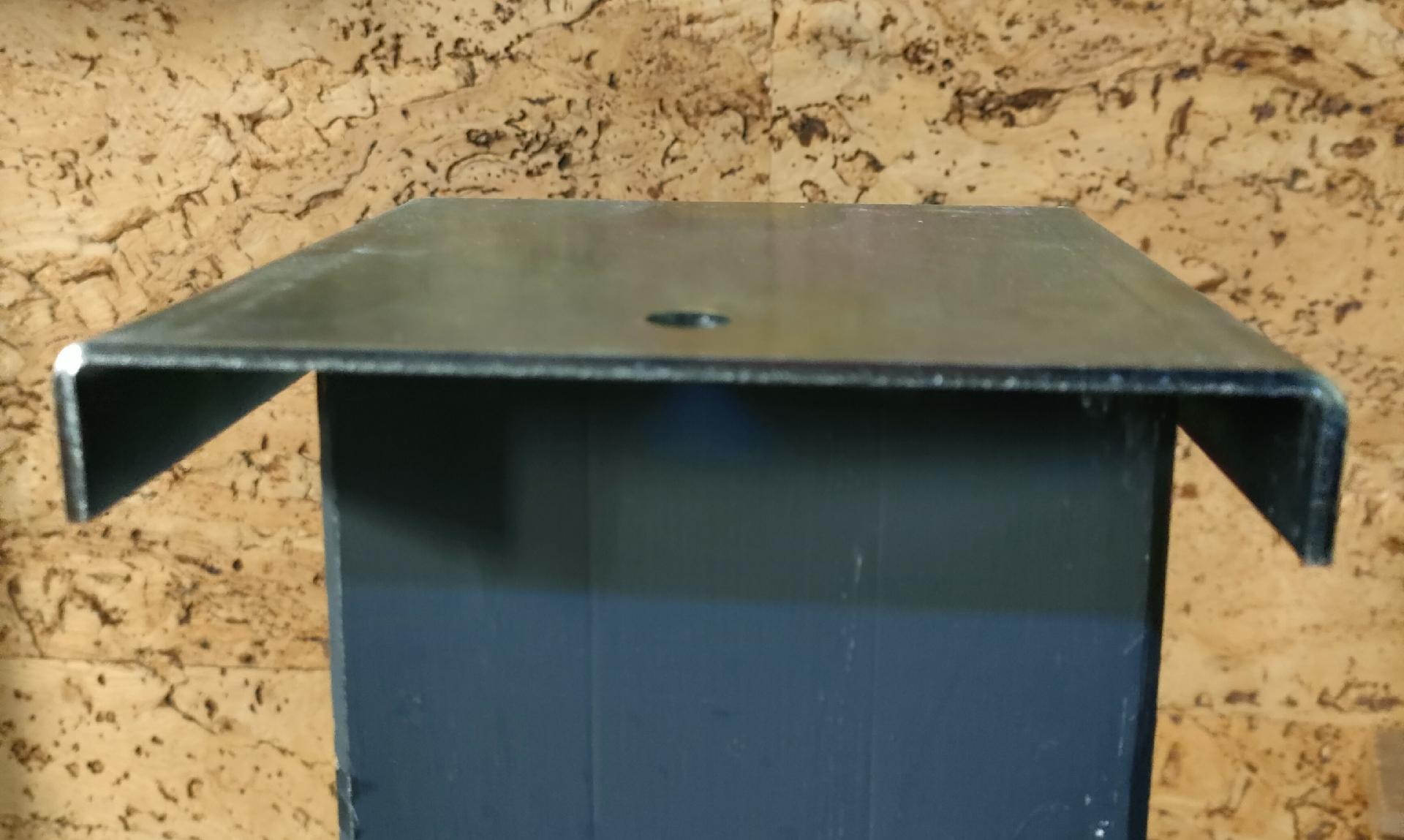 Base di rialzo per porta pilastro ad U 140X140