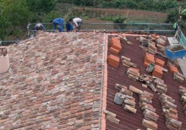 LASTRA SOTTOTEGOLA ONDULINE SC95