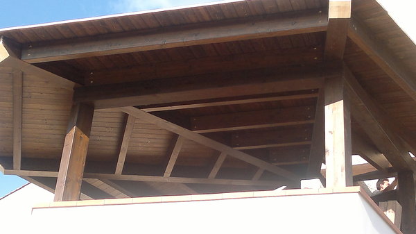 Tettoie in legno lamellare Gagliano Legnami