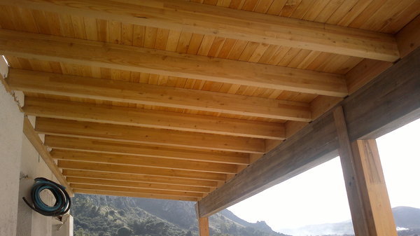 Tettoie in legno lamellare Gagliano Legnami