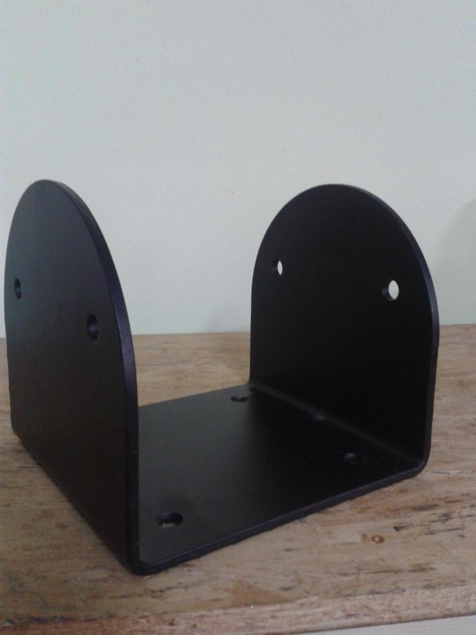Porta pilastri a U 160x160x100 sp.5 mm stondato nero