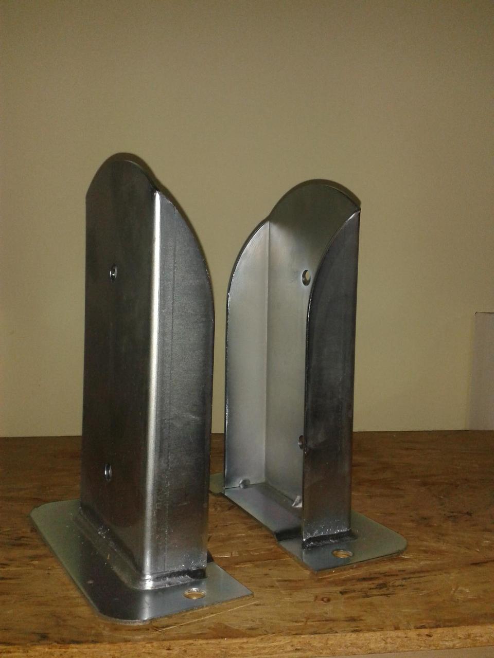 Coppia porta pilastro stondato sdoppiato da 140 sp.3 zincato
