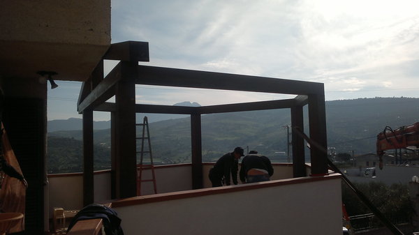 Tettoie in legno lamellare Gagliano Legnami