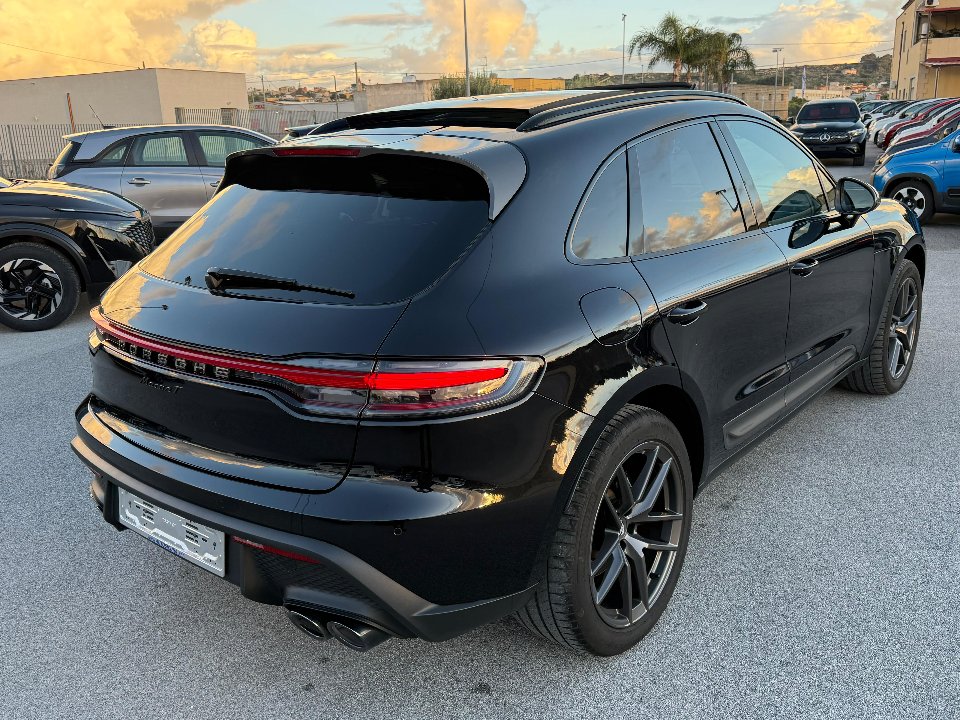 Porsche Macan T 2.0 265 CV PDK MY23 Benzina