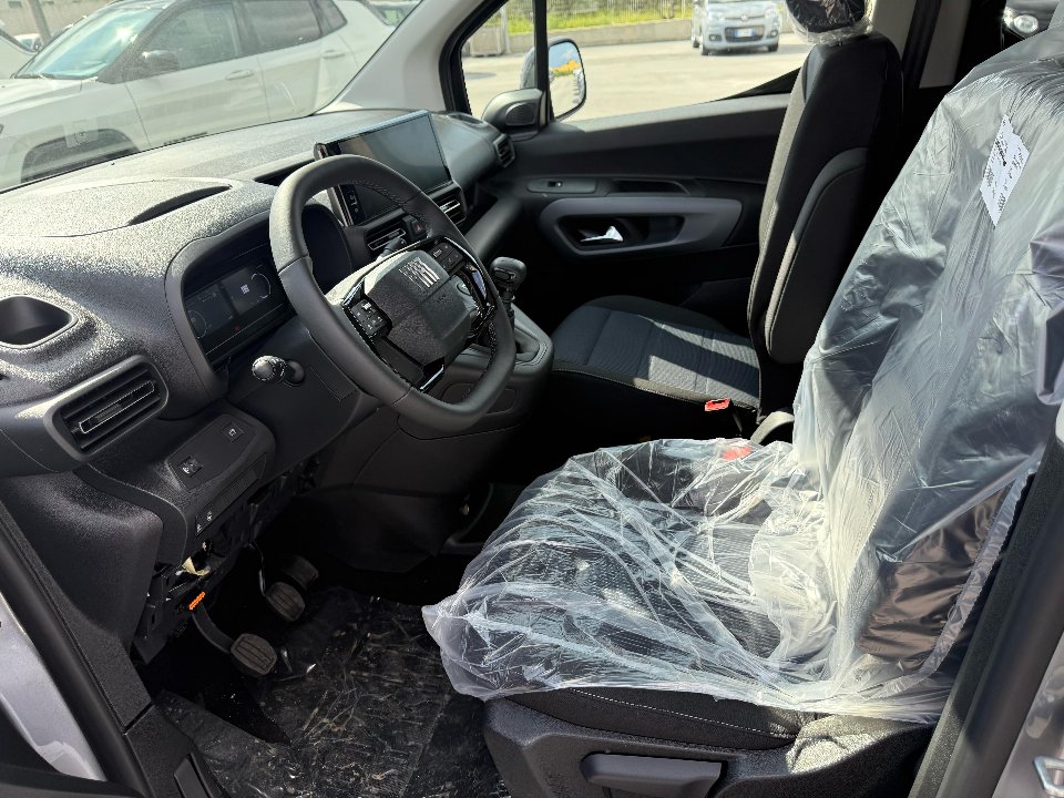 Fiat Doblo S3 COMBI 1.5 BlueHdi 130cv MT6 (N1) KM0 MY24 Diesel