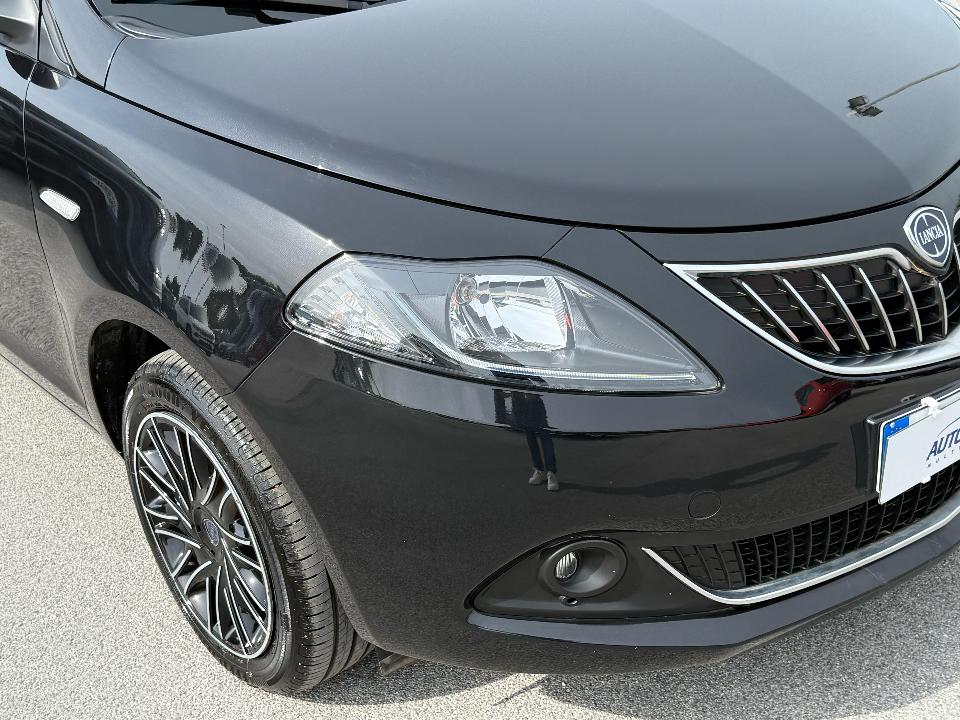 Lancia Ypsilon 1.0 FIREFLY 70 CV HYBRID GOLD 1234KM!! Elettrica / Benzina