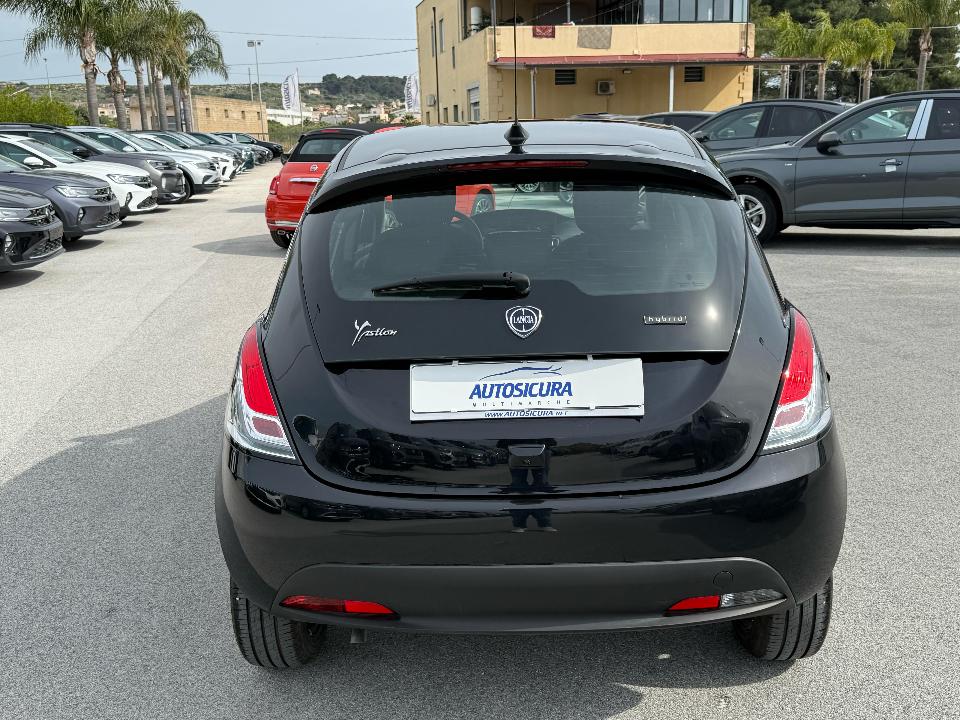 Lancia Ypsilon 1.0 FIREFLY 70 CV HYBRID GOLD 1234KM!! Elettrica / Benzina