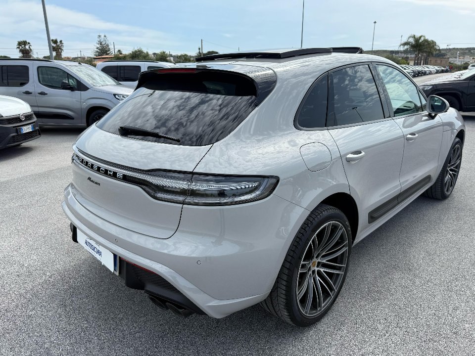 Porsche Macan 2.0 265 CV PDK MY23 Benzina