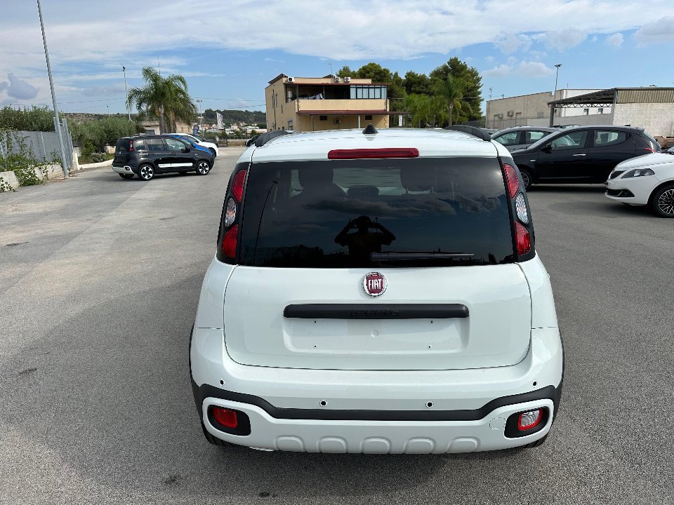 Fiat New Panda PANDINA 1.0 HYBRID S&S 70 CV CROSS KM0 MY25 Elettrica / Benzina