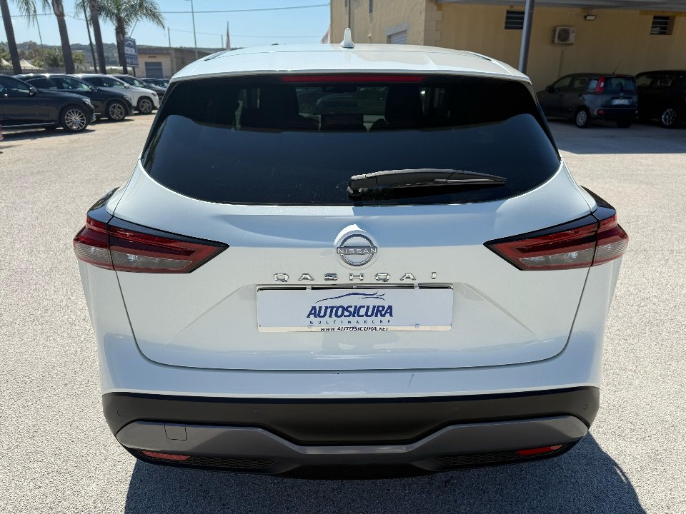 Nissan Qashqai 1.3 DIG-T MHEV 158 CV X-TRONIC N-CONNECTA Elettrica / Benzina