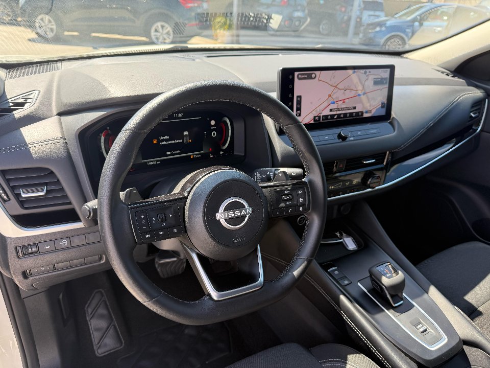 Nissan Qashqai 1.3 DIG-T MHEV 158 CV X-TRONIC N-CONNECTA Elettrica / Benzina
