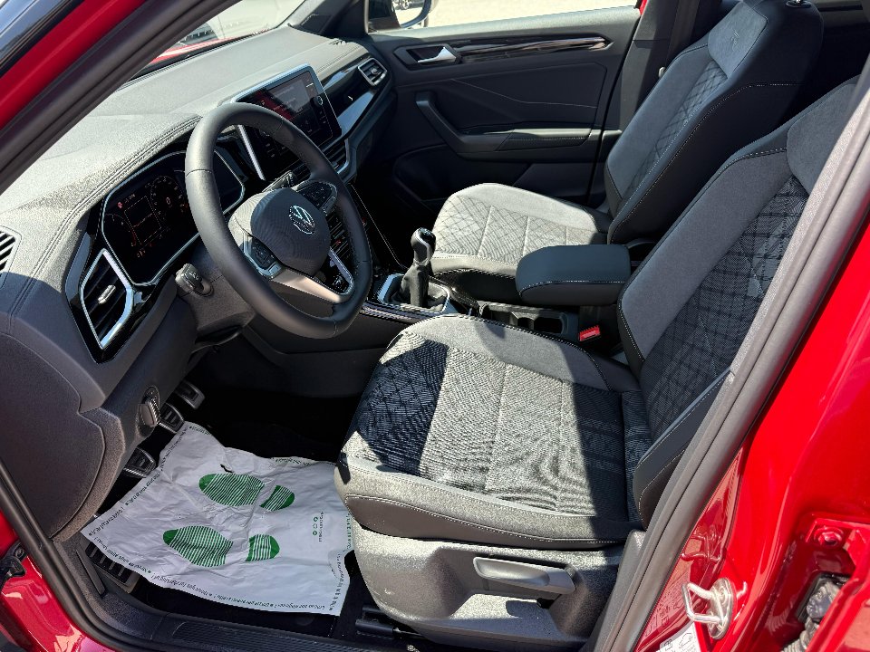Volkswagen T-Roc 1.0 TSI 115 CV R LINE PLUS KM0 MY25 Benzina
