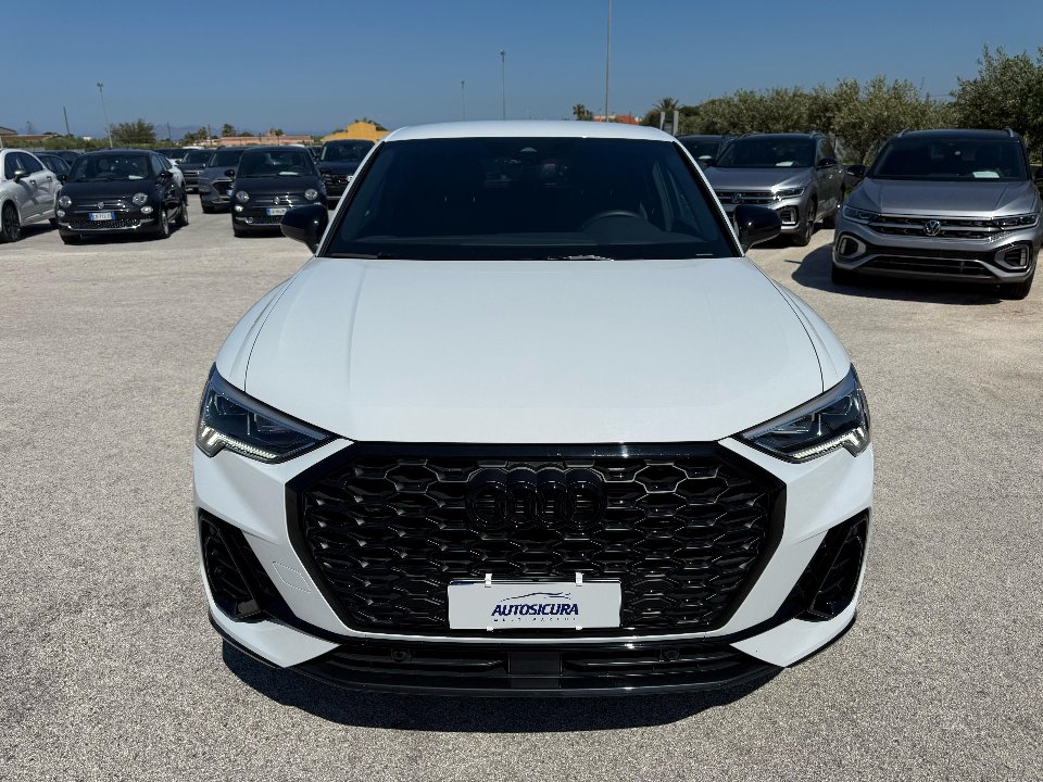 Audi Q3 35 SPB 2.0 TDI 150CV S TRONIC IDENTITY BLACK Diesel