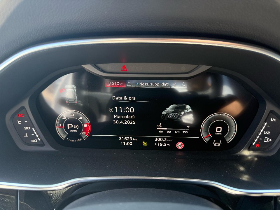 Audi Q3 35 SPB 2.0 TDI 150CV S TRONIC IDENTITY BLACK Diesel