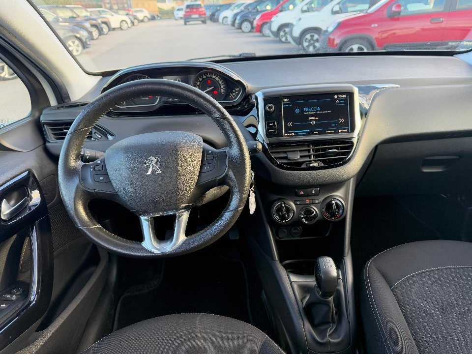 Peugeot 208 1.2 PURETECH 83 CV 5P ACTIVE Benzina