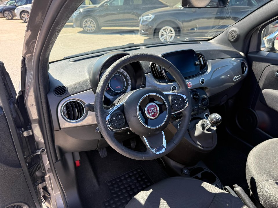 Fiat 500C NEW 1.0 HYBRID DOLCEVITA 70 CV Elettrica / Benzina