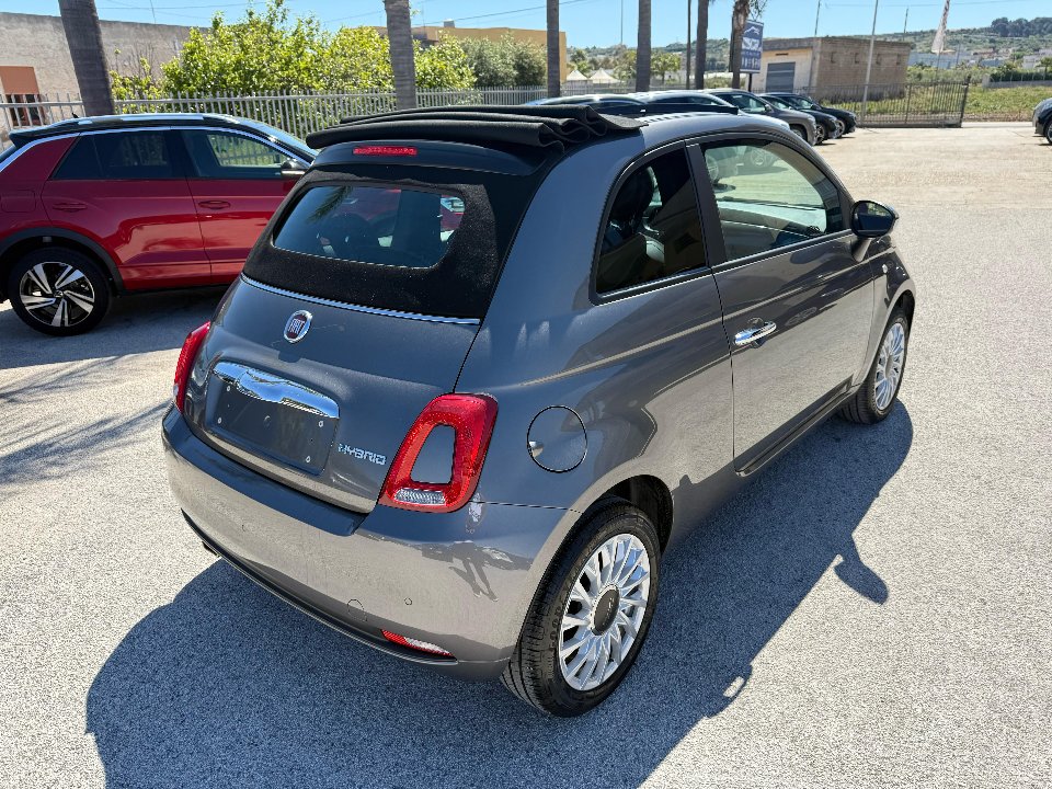 Fiat 500C NEW 1.0 HYBRID DOLCEVITA 70 CV Elettrica / Benzina