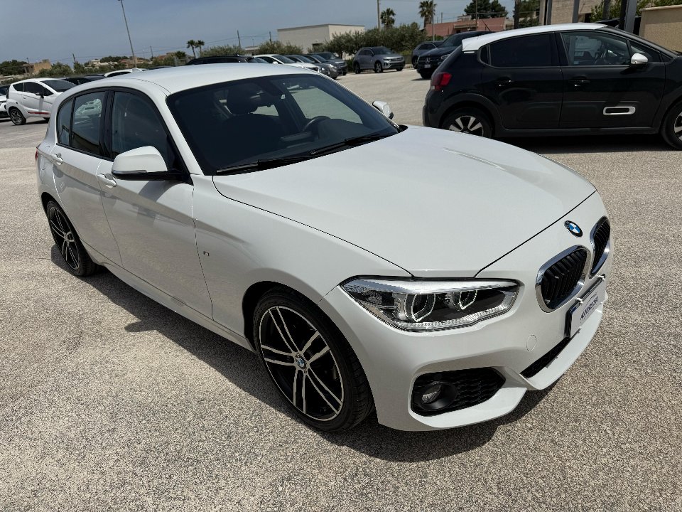 BMW 116 i M SPORT Benzina