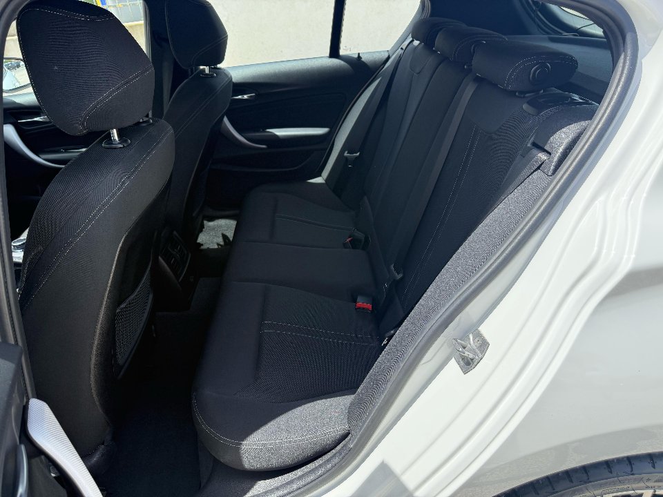 BMW 116 i M SPORT Benzina