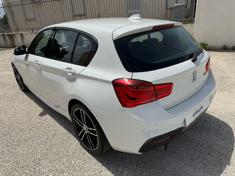 BMW 116 i M SPORT Benzina