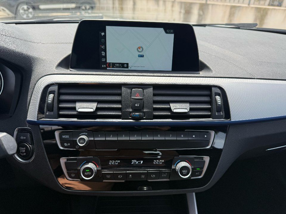 BMW 116 i M SPORT Benzina