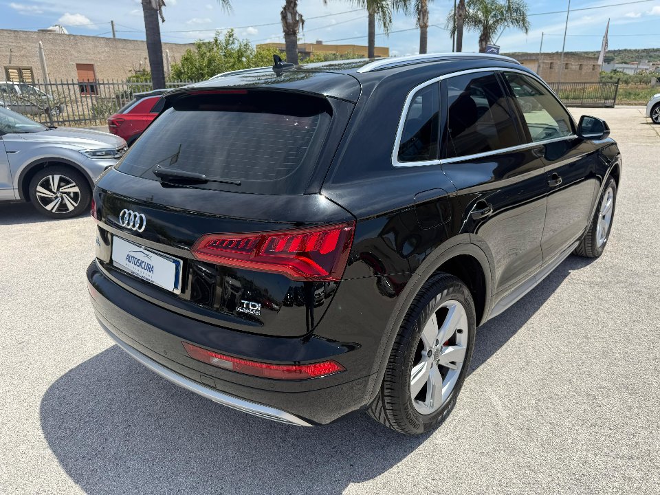 Audi Q5 2.0 TDI 190 CV QUATTRO S TRONIC BUSINESS SPORT Diesel