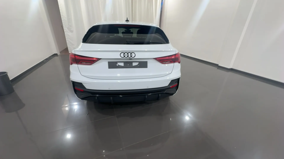Audi Q3 35 SPB 2.0 TDI 150CV S TRONIC IDENTITY BLACK Diesel