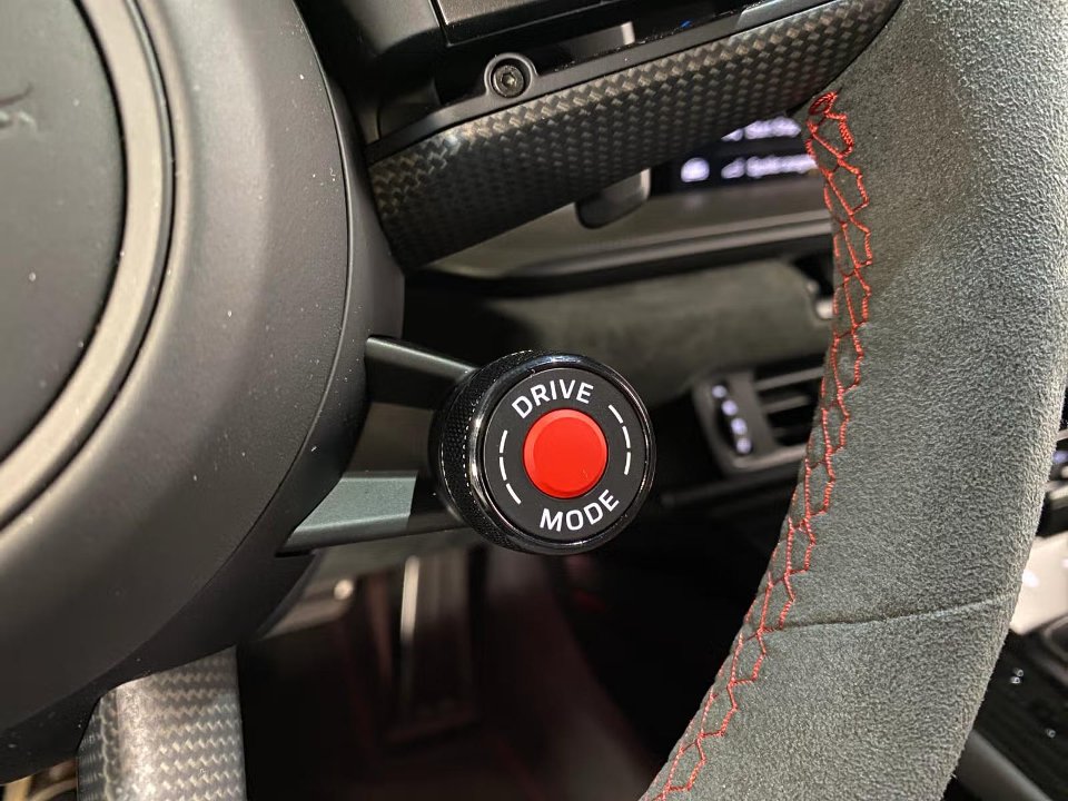 Porsche 992 911 CARRERA GTS MY2025 Elettrica / Benzina